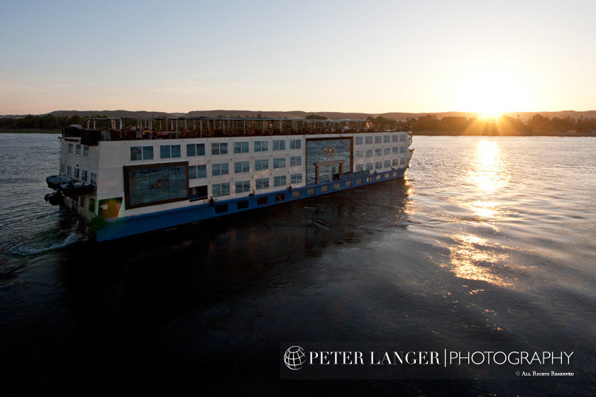 %_tempFileNamerivercruises017%